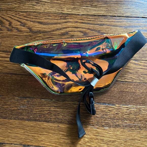 Fanny pack - Picture 2 of 2